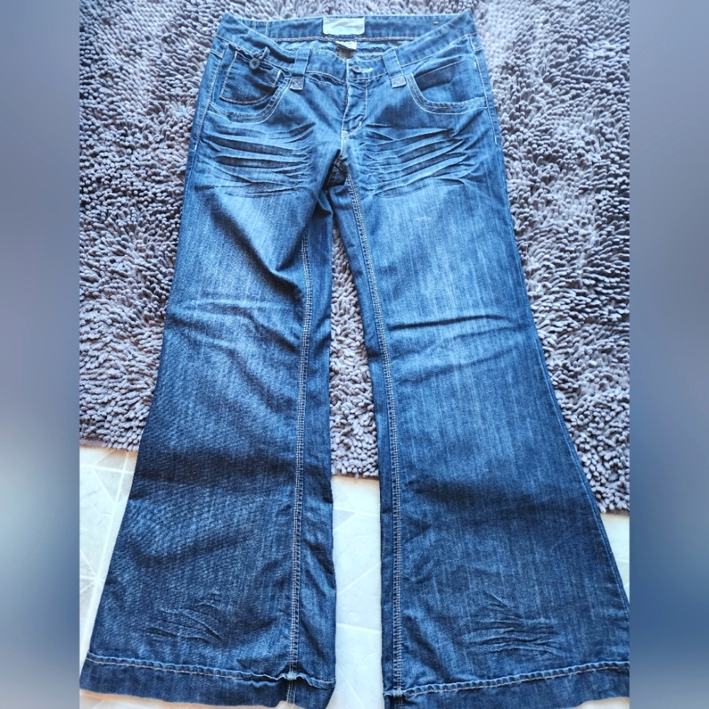 Maurices wide leg flair thin jeans